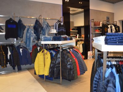sklep Versace Jeans-02