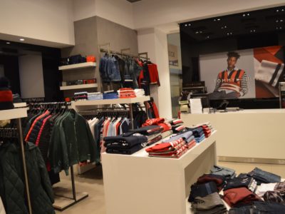 sklep Versace Jeans-03